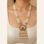 Rha0609 Rani Har 02 Worn Necklace Closeup
