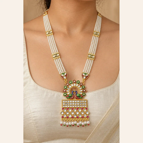 Rha0609 Rani Har 02 Worn Necklace Closeup